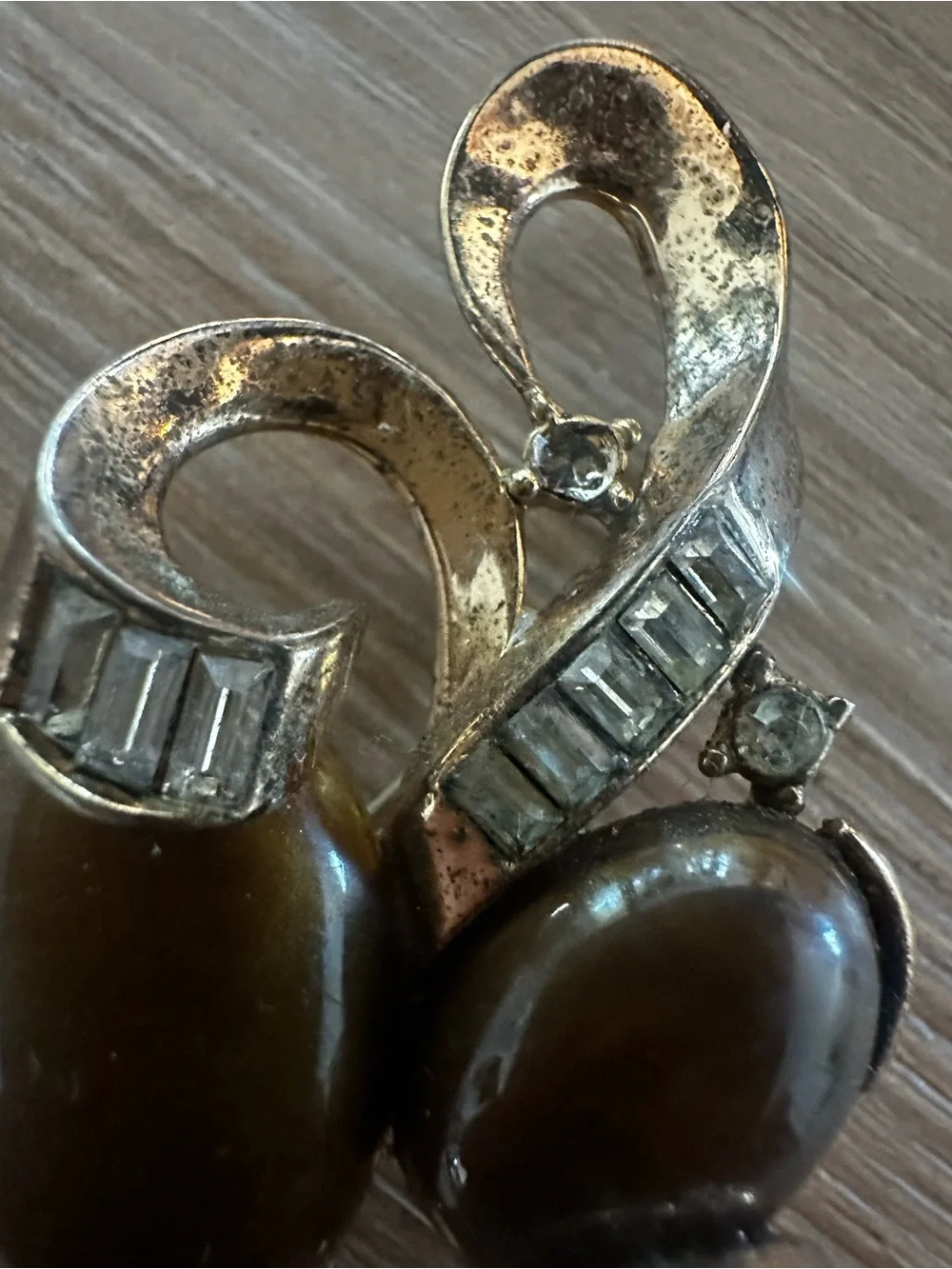 Crown Trifari Rare Caravan Ceylon Brooch 1950